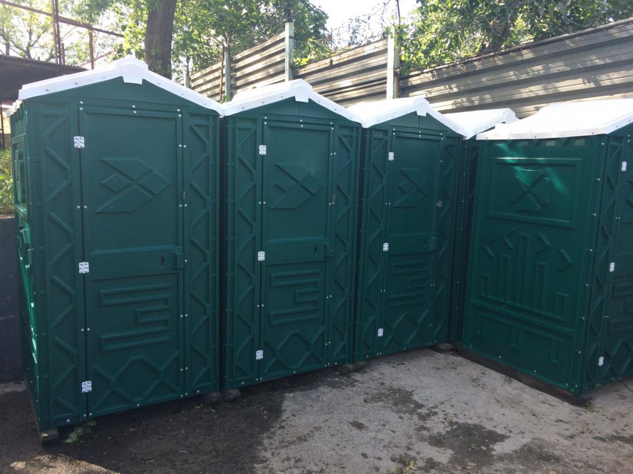 Туалетные кабины, биотуалеты б у в хорошем состоянии.. Москва