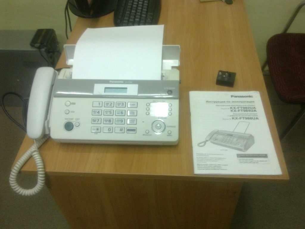 Продам в новом состоянии Телефон факс PANASONIC KX-FT982 White. Крым