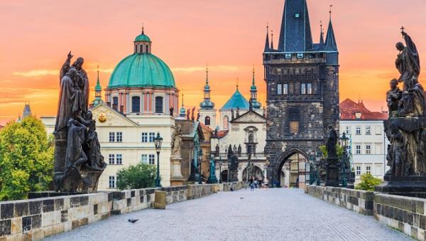 Увлекательные экскурсии по Праге от компании Экспресс Тур. Москва