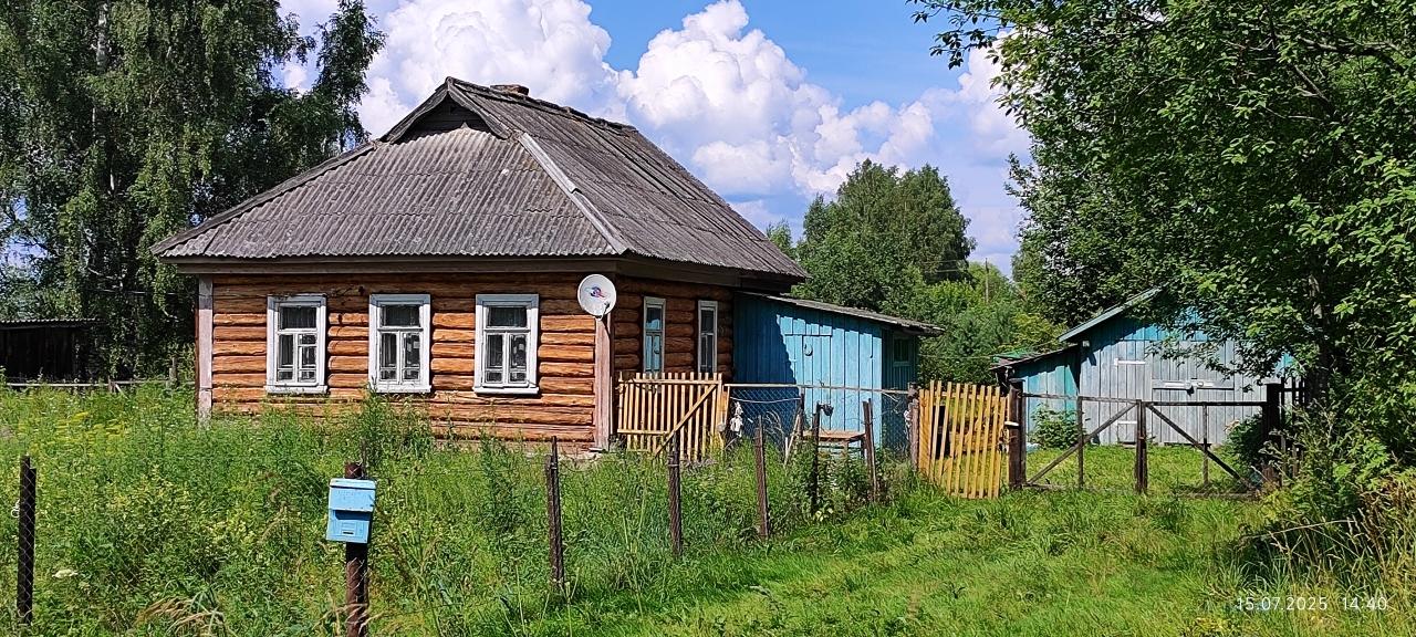 дом  38 м², на участке 30 coт.. Смоленская обл.