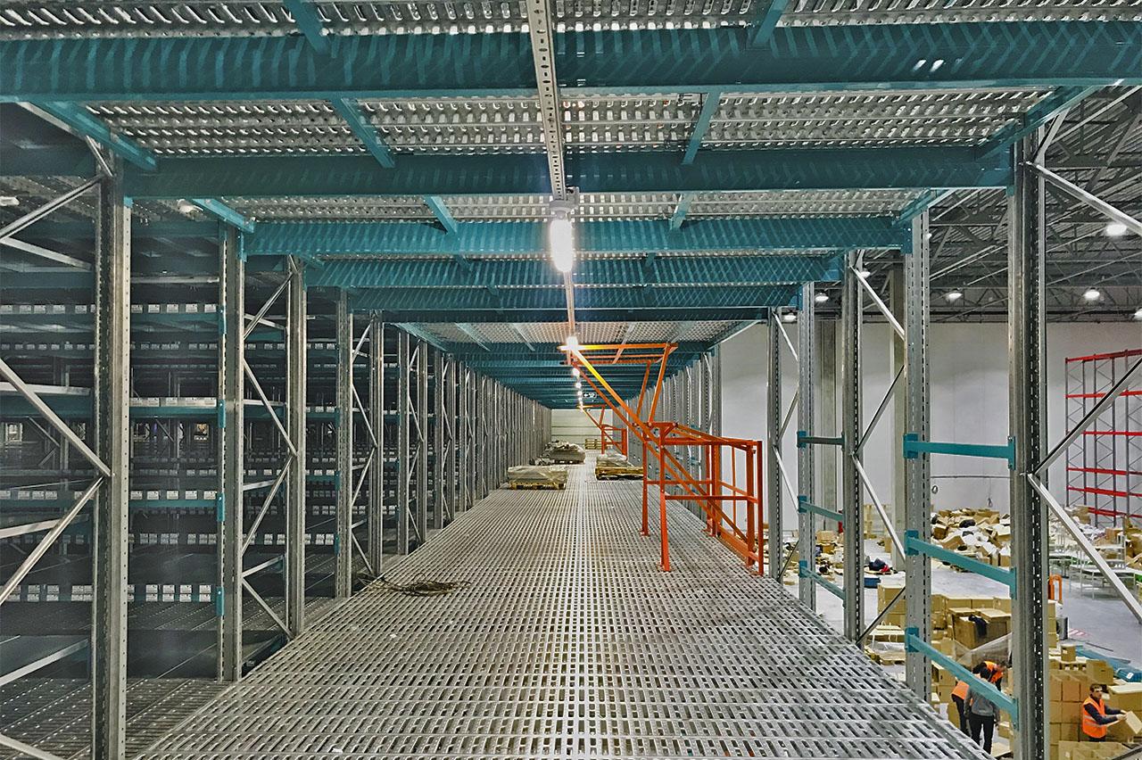 Мезонинные стеллажи для склада. Москва
