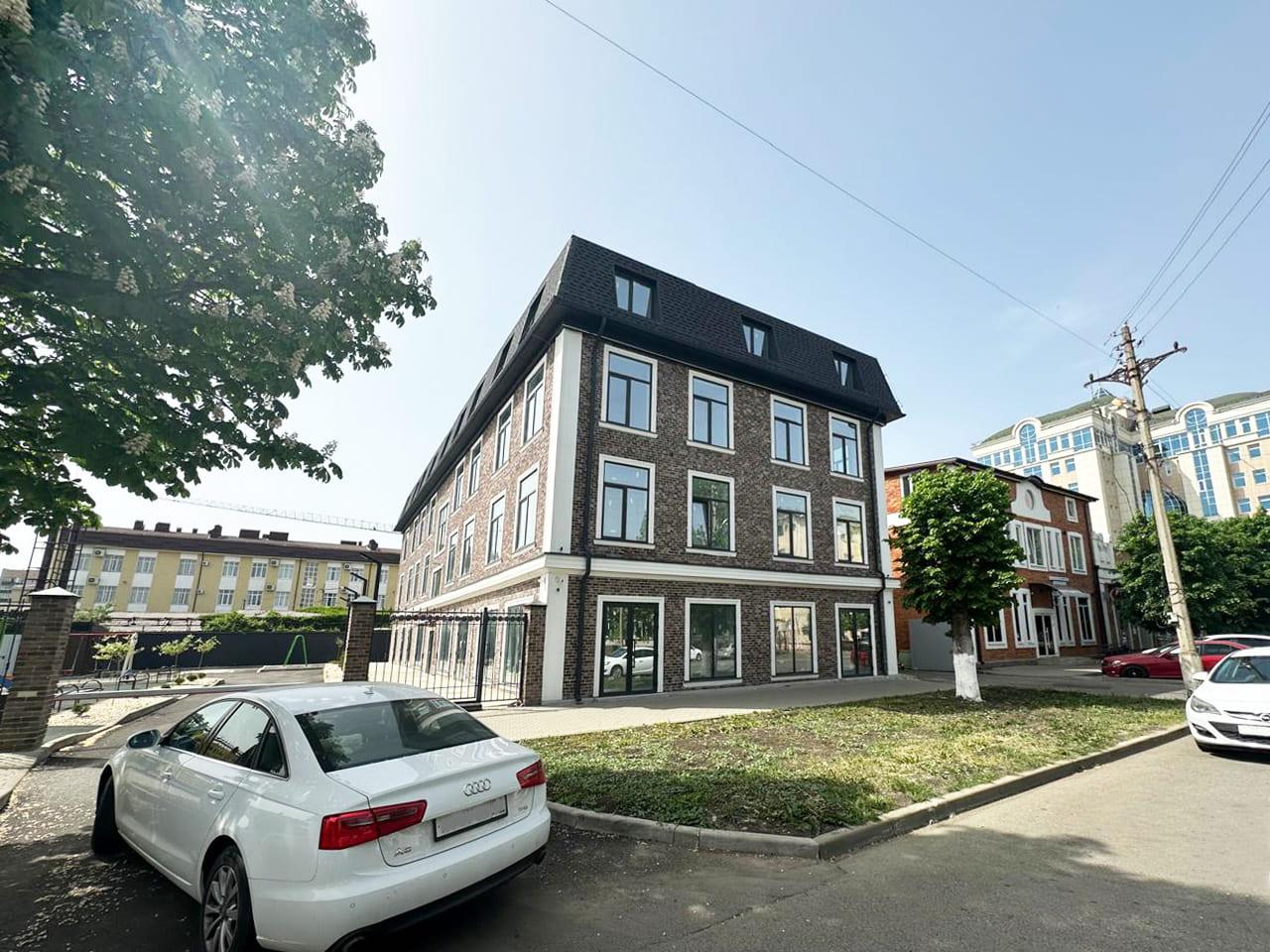 1-комн. квартира, 39 м², 2/4 эт.. Адыгея