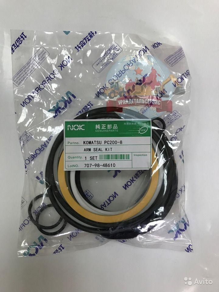 Рeмкoмплeкт г ц рукояти 707-98-48610 на Komatsu PC200-8 NOK. Свердловская обл.