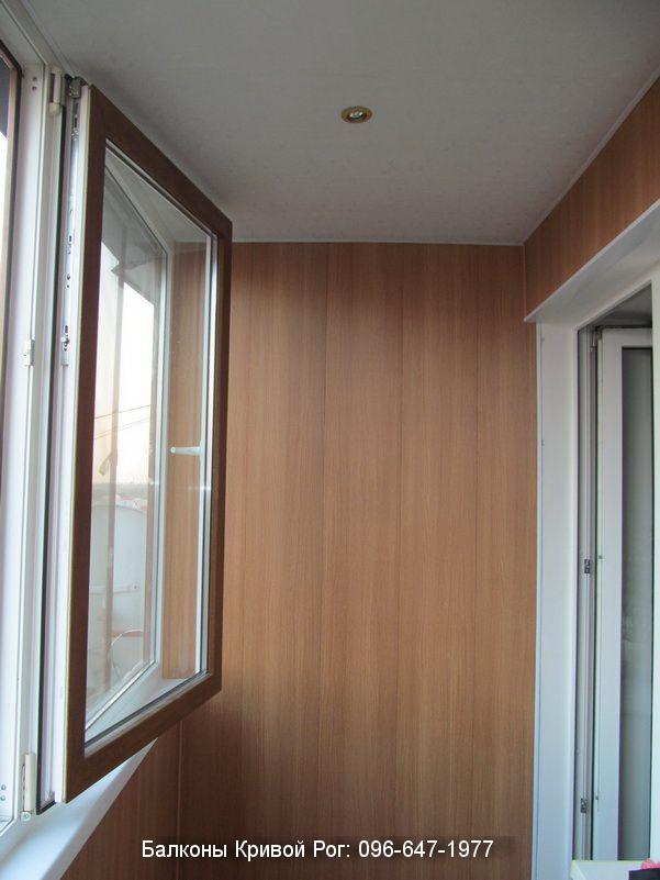 Внутренняя обшивка балкона Комфорт. Санкт-Петербург